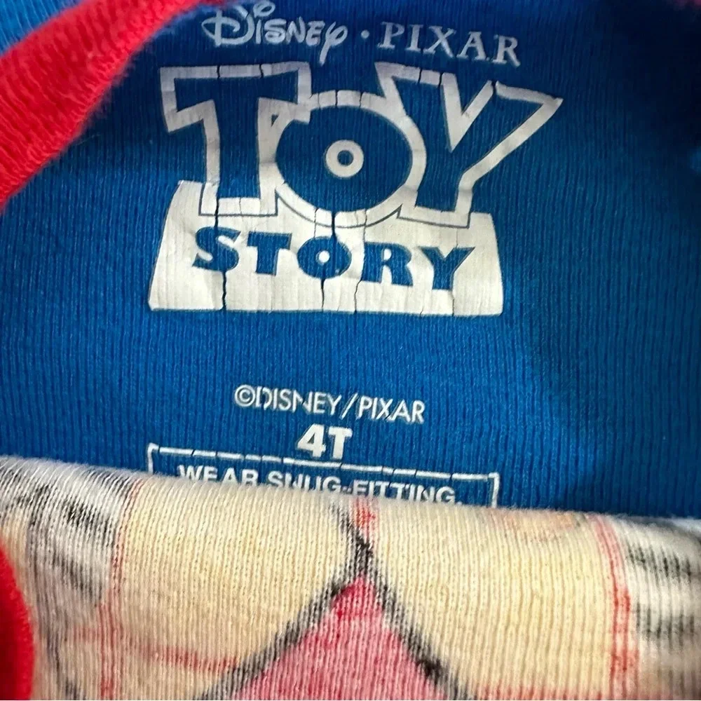 Toy Story boys size 4T Toy Story Woody pajama shirt